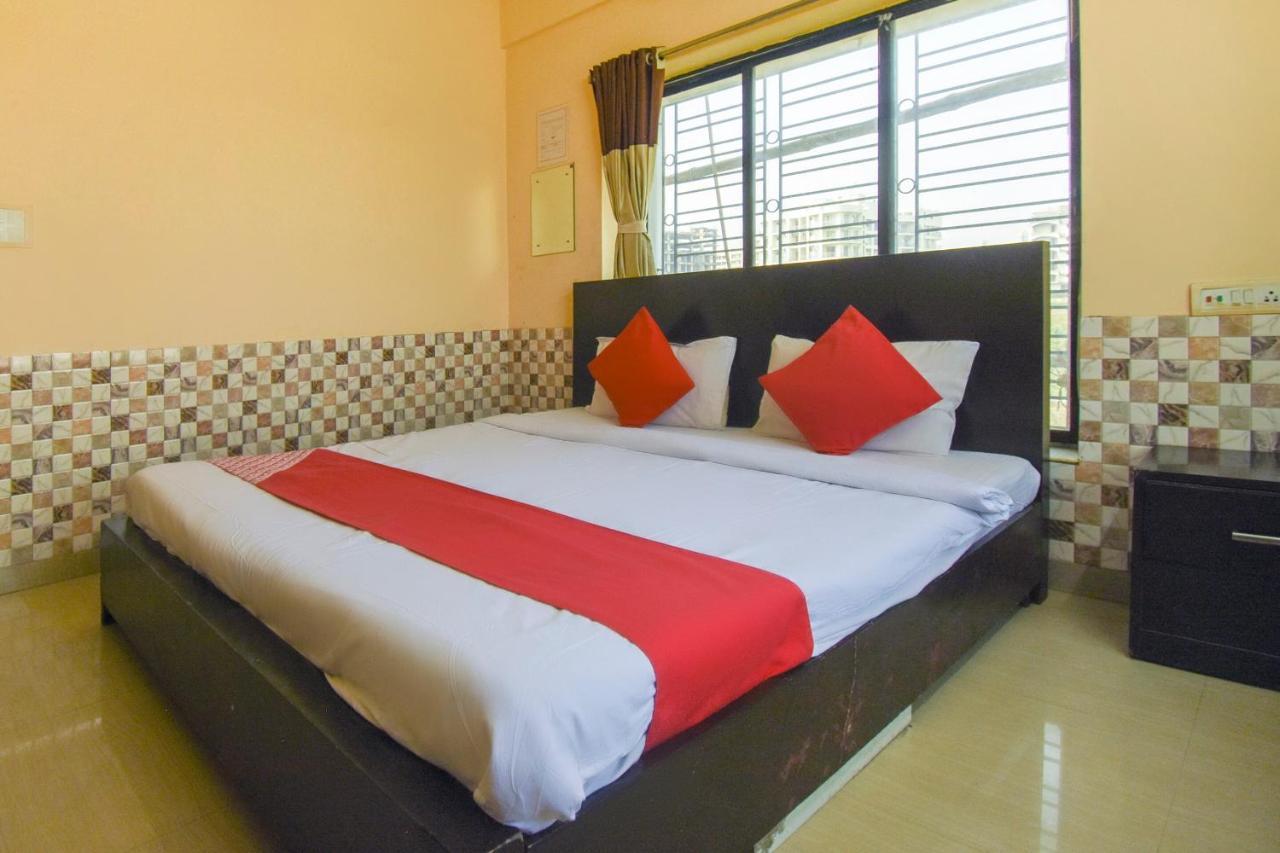 Oyo Flagship 72260 Seema International Hotel Gauripur Esterno foto
