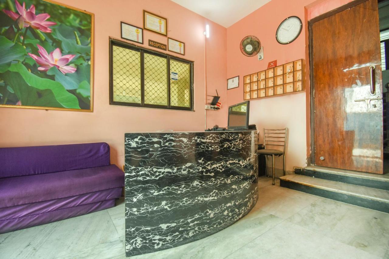 Oyo Flagship 72260 Seema International Hotel Gauripur Esterno foto